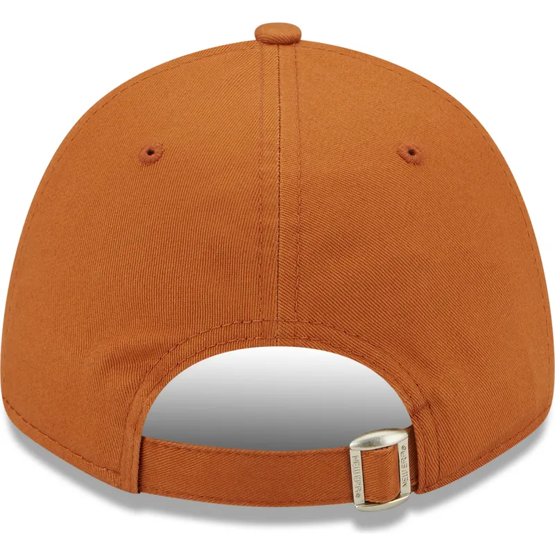 cappelli-curva-marrone-cinghia-regolabile-9forty-league-essential-dei-new-york-yankees-mlb-di-new-era cappelli-curva-marrone-cinghia-regolabile-9forty-league-essential-dei-new-york-yankees-mlb-di-new-era
