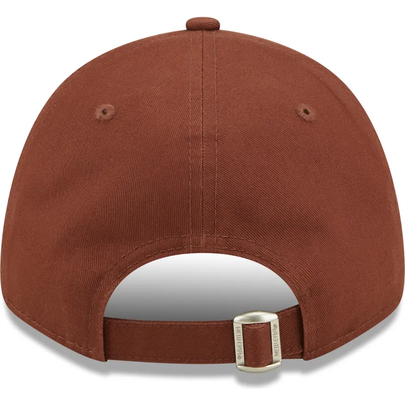 mutzen-gebogen-braun-verstellbares-band-9forty-league-essential-der-new-york-yankees-mlb-von-new-era