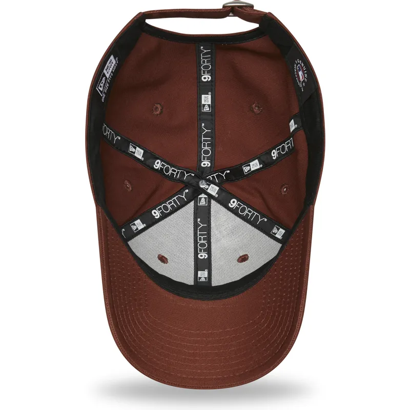 cappelli-curva-marrone-cinghia-regolabile-9forty-league-essential-dei-new-york-yankees-mlb-di-new-era