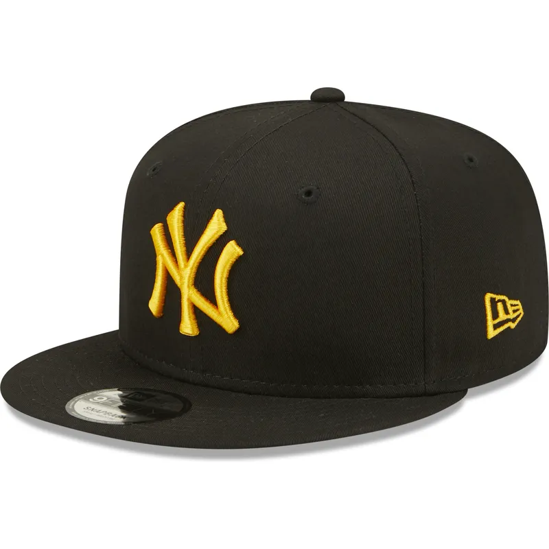 cappelli-piatta-nero-snapback-9fifty-league-essential-dei-new-york-yankees-mlb-di-new-era