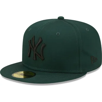cappello-piatto-verde-scuro-aderente-59fifty-league-essential-dei-new-york-yankees-mlb-di-new-era