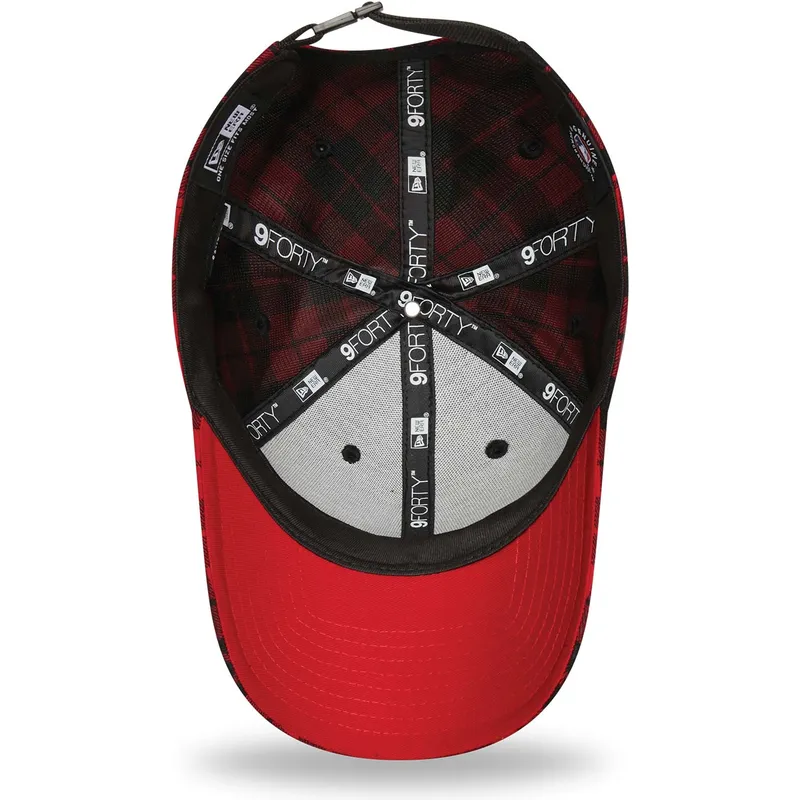 cappelli-curva-rosso-cinghia-regolabile-negro-9forty-plaid-dei-boston-red-sox-mlb-di-new-era cappelli-curva-rosso-cinghia-regolabile-negro-9forty-plaid-dei-boston-red-sox-mlb-di-new-era