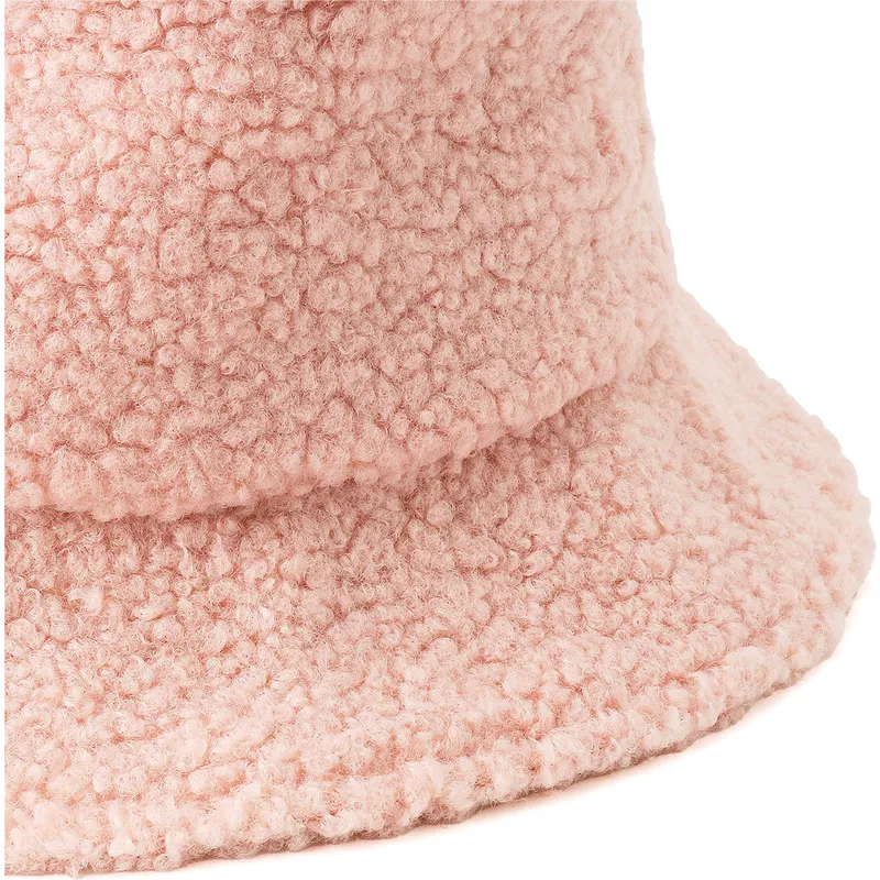 secchi-rosa-dei-bucket-rosa-core-winter-di-puma secchi-rosa-dei-bucket-rosa-core-winter-di-puma