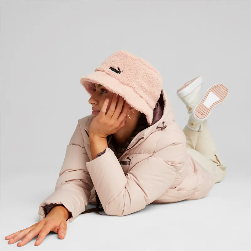 secchi-rosa-dei-bucket-rosa-core-winter-di-puma secchi-rosa-dei-bucket-rosa-core-winter-di-puma