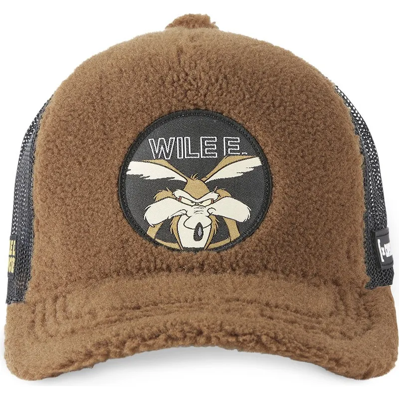 cappelli-curva-marrone-snapback-coyote-looney-tunes-di-capslab cappelli-curva-marrone-snapback-coyote-looney-tunes-di-capslab