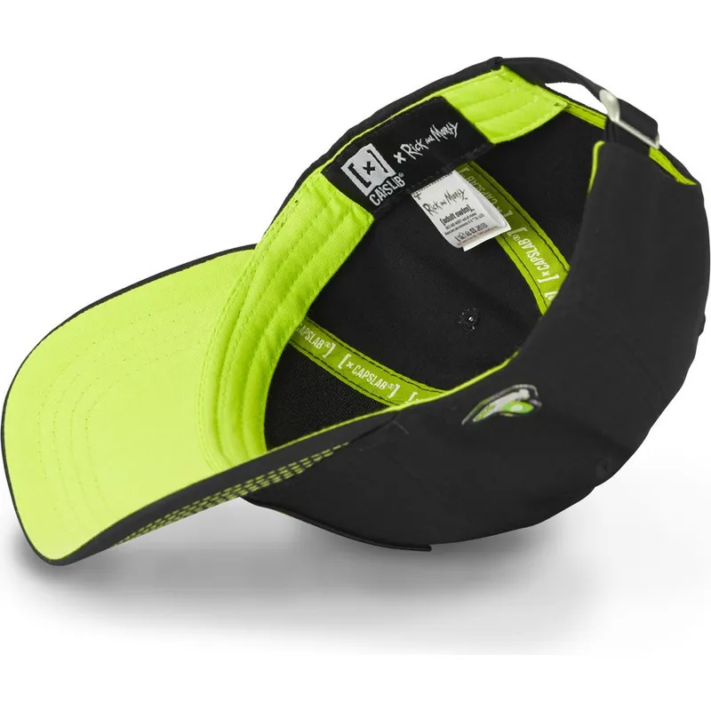 czarna-regulowana-czapka-z-daszkiem-rick-sanchez-casb-ri2-rick-i-morty-od-capslab