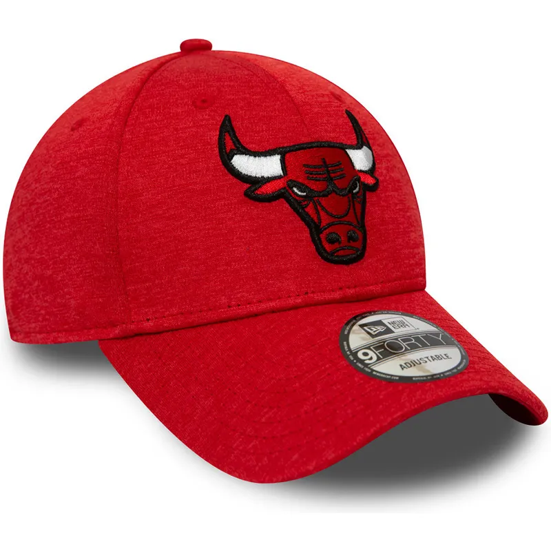 mutzen-gebogen-rot-verstellbares-band-9forty-shadow-tech-der-chicago-bulls-nba-von-new-era