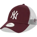 mutzen-gebogen-rot-snapback-granate-9forty-a-frame-der-new-york-yankees-mlb-von-new-era