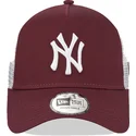 mutzen-gebogen-rot-snapback-granate-9forty-a-frame-der-new-york-yankees-mlb-von-new-era