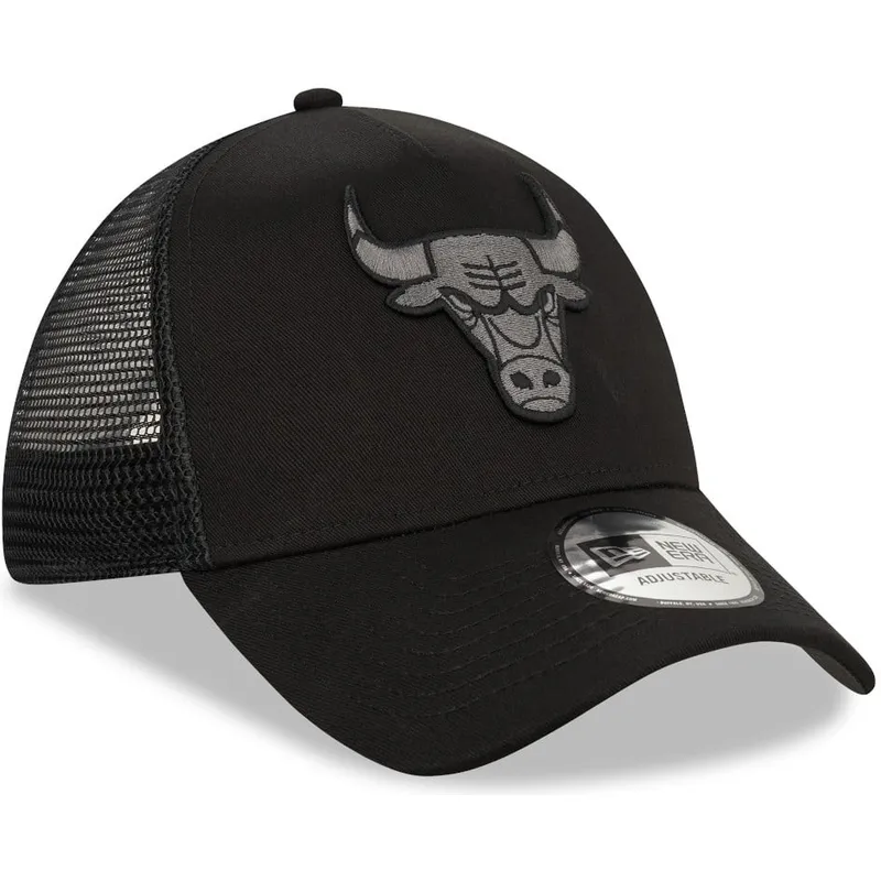 cappellino-trucker-nero-con-logo-nero-9forty-a-frame-tonal-di-chicago-bulls-nba-di-new-era