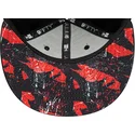 cappellino-piatto-nero-snapback-con-logo-rosso-9fifty-print-infill-dei-chicago-bulls-nba-di-new-era