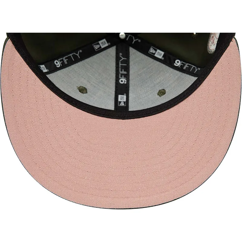 mutzen-flach-grun-snapback-rosa-9fifty-side-patch-der-chicago-white-sox-mlb-von-new-era
