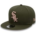 new-era-flat-brim-pink-logo-9fifty-side-patch-chicago-white-sox-mlb-green-snapback-cap