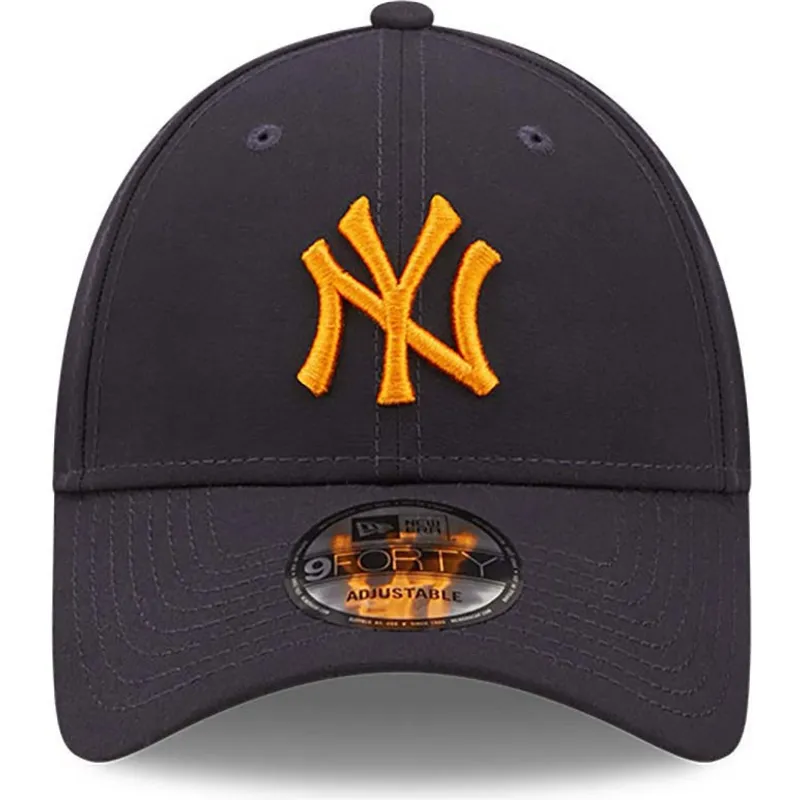 cappelli-curva-blu-marino-cinghia-regolabile-9forty-repreve-dei-new-york-yankees-mlb-di-new-era cappelli-curva-blu-marino-cinghia-regolabile-9forty-repreve-dei-new-york-yankees-mlb-di-new-era