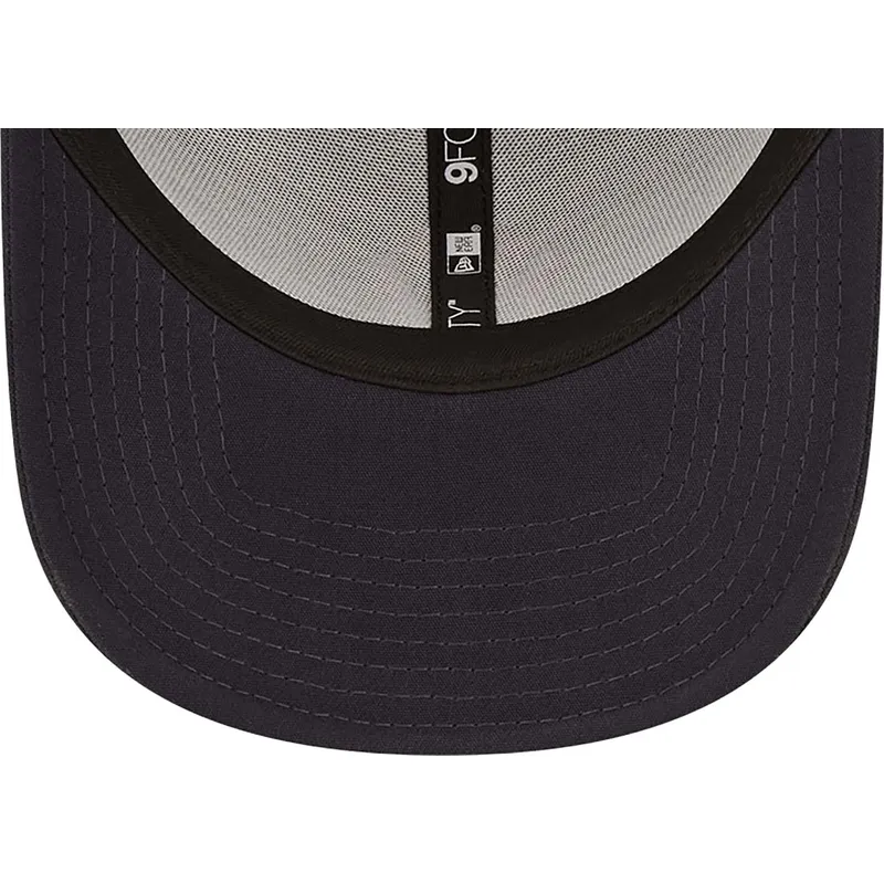 mutzen-gebogen-marineblau-verstellbares-band-9forty-repreve-der-new-york-yankees-mlb-von-new-era