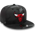 cappello-piatto-camouflage-nero-snapback-9fifty-team-dei-chicago-bulls-nba-di-new-era