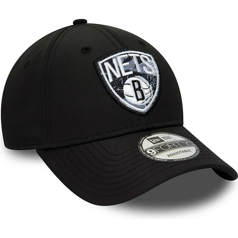 cappelli-curva-nero-cinghia-regolabile-9forty-print-infill-dei-brooklyn-nets-nba-di-new-era cappelli-curva-nero-cinghia-regolabile-9forty-print-infill-dei-brooklyn-nets-nba-di-new-era