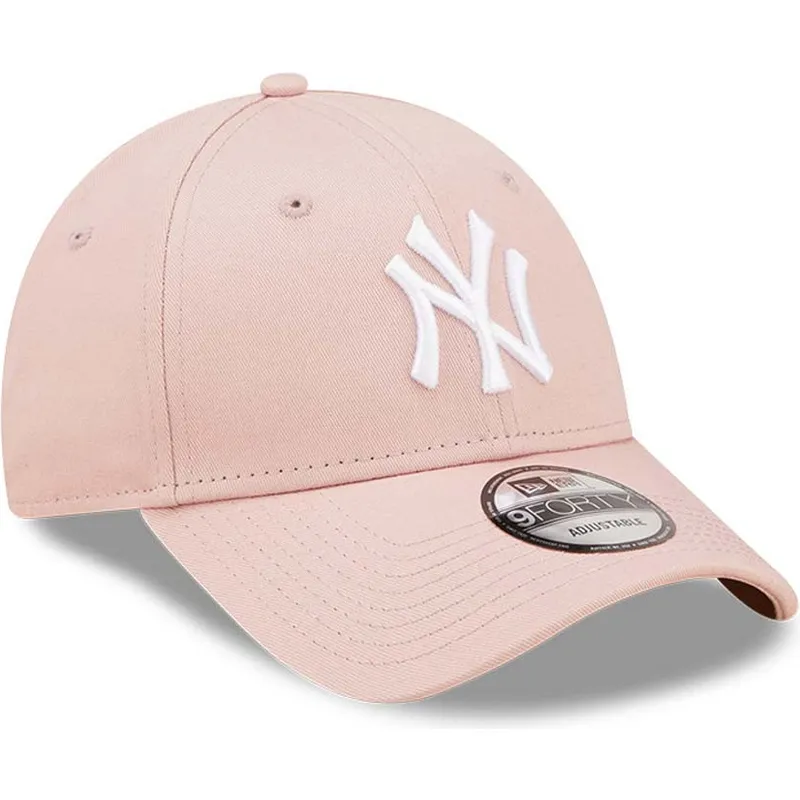 cappelli-curva-rosa-cinghia-regolabile-9forty-league-essential-dei-new-york-yankees-mlb-di-new-era