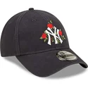 cappellino-curvo-blu-navy-regolabile-9forty-flower-dei-new-york-yankees-mlb-di-new-era