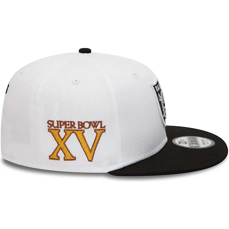 cappelli-piatta-bianco-snapback-9fifty-crown-patches-super-bowl-xv-dei-las-vegas-raiders-nfl-di-new-era cappelli-piatta-bianco-snapback-9fifty-crown-patches-super-bowl-xv-dei-las-vegas-raiders-nfl-di-new-era