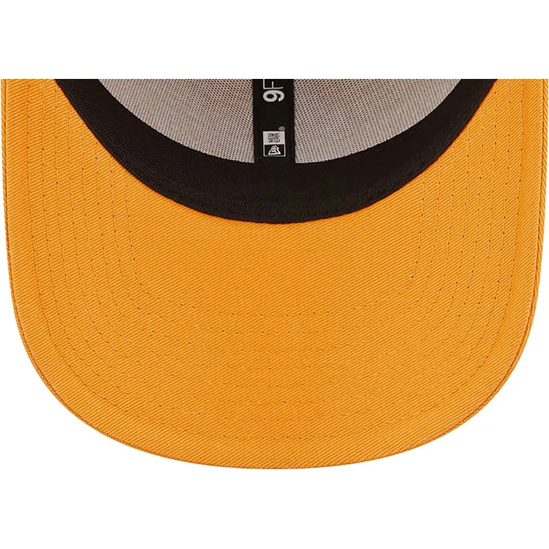 cappelli-curva-arancia-cinghia-regolabile-9forty-league-essential-dei-new-york-yankees-mlb-di-new-era