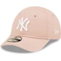 cappellino-curvo-rosa-regolabile-per-bambino-9forty-league-essential-dei-new-york-yankees-mlb-di-new-era