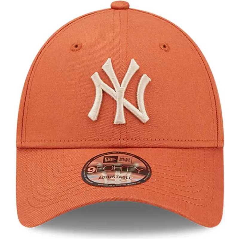 cappelli-curva-arancia-cinghia-regolabile-9forty-league-essential-dei-new-york-yankees-mlb-di-new-era