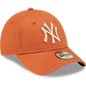 mutzen-gebogen-orange-verstellbares-band-fur-kinder-9forty-league-essential-der-new-york-yankees-mlb-von-new-era