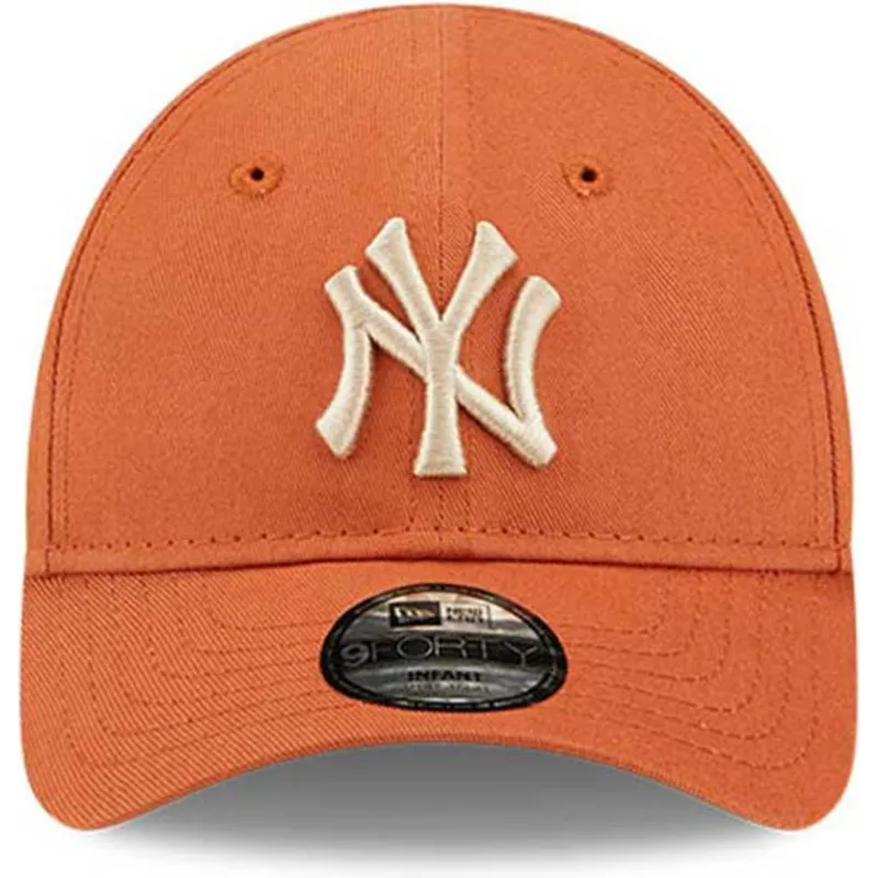 cappelli-curva-arancia-cinghia-regolabile-per-bambino-pequeno-9forty-league-essential-dei-new-york-yankees-mlb-di-new-era