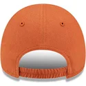 cappellino-arancione-regolabile-per-bambino-piccolo-con-logo-beige-9forty-league-essential-dei-new-york-yankees-mlb-di-new-era