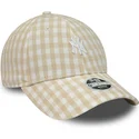 cappellino-beige-regolabile-da-donna-9forty-gingham-dei-new-york-yankees-mlb-di-new-era