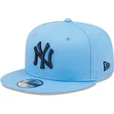 mutzen-flach-blau-snapback-9fifty-league-essential-der-new-york-yankees-mlb-von-new-era