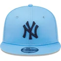 mutzen-flach-blau-snapback-9fifty-league-essential-der-new-york-yankees-mlb-von-new-era