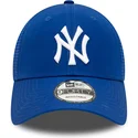 verstellbare-blaue-trucker-kappe-9forty-home-field-der-new-york-yankees-mlb-von-new-era