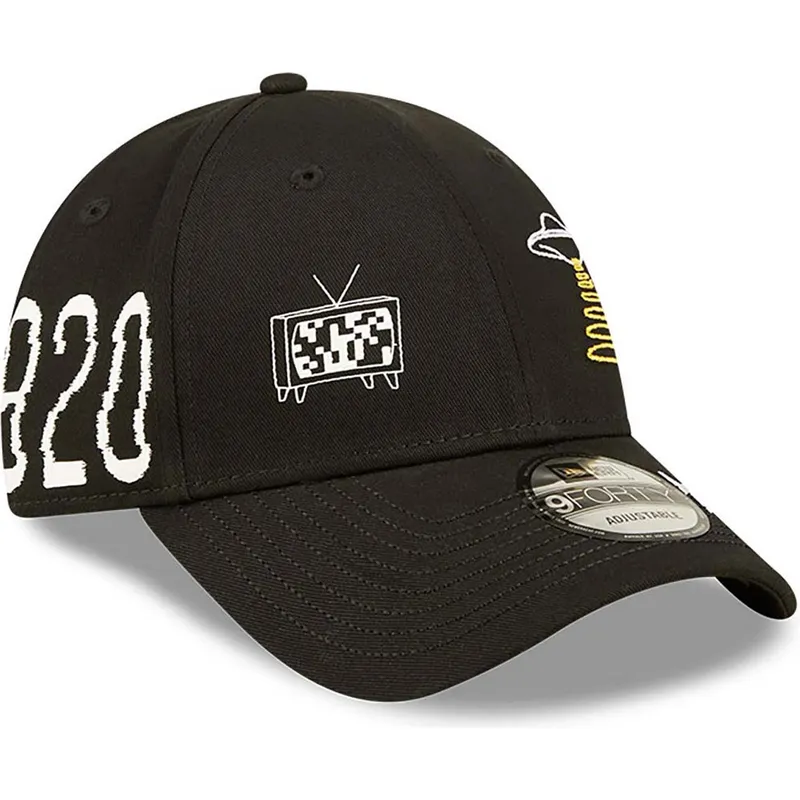 cappelli-curva-nero-cinghia-regolabile-9forty-di-new-era