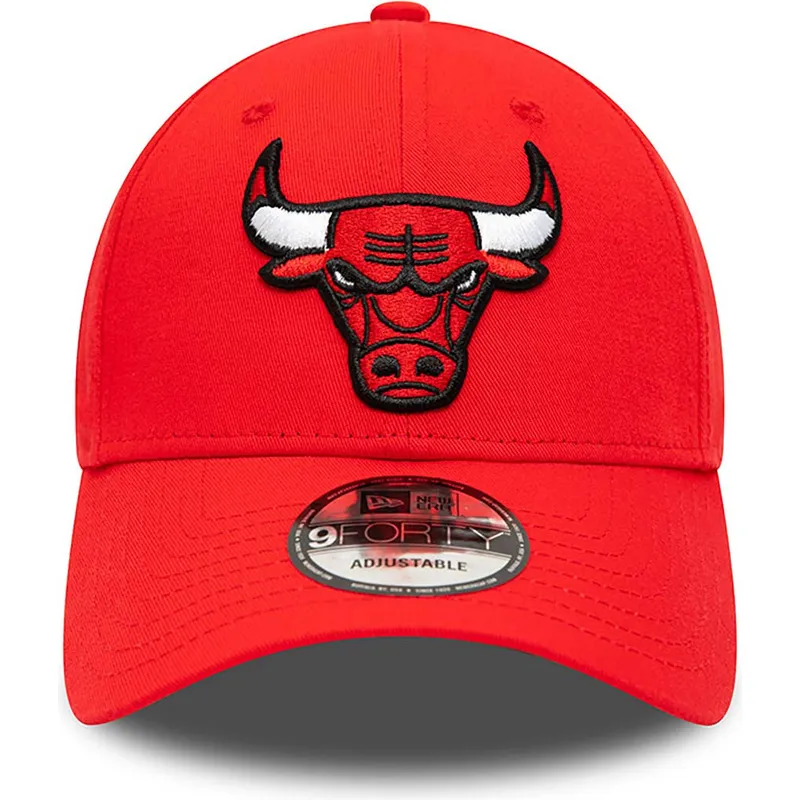 cappelli-curva-rosso-cinghia-regolabile-9forty-team-side-patch-dei-chicago-bulls-nba-di-new-era cappelli-curva-rosso-cinghia-regolabile-9forty-team-side-patch-dei-chicago-bulls-nba-di-new-era