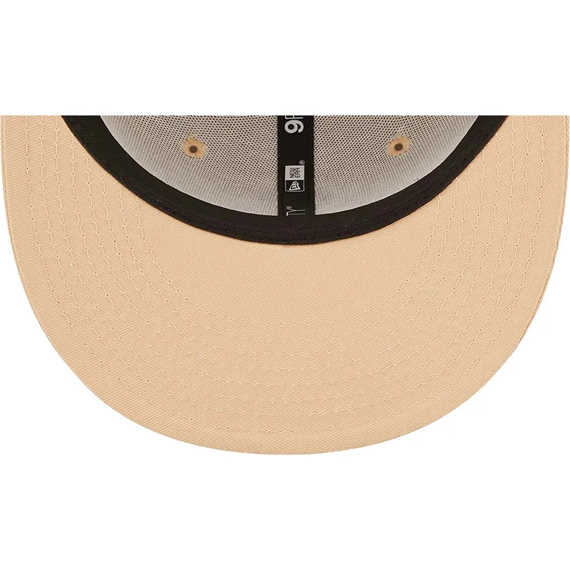 cappelli-piatta-beige-snapback-9fifty-league-essential-dei-new-york-yankees-mlb-di-new-era