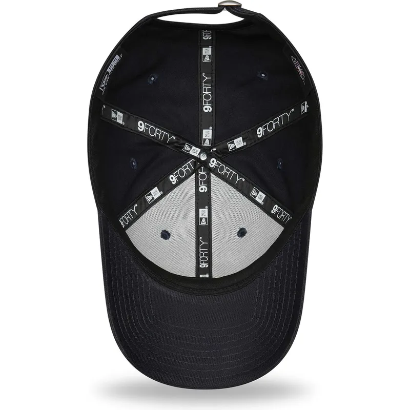 cappelli-curva-blu-marino-cinghia-regolabile-9forty-league-essential-dei-boston-red-sox-mlb-di-new-era cappelli-curva-blu-marino-cinghia-regolabile-9forty-league-essential-dei-boston-red-sox-mlb-di-new-era