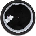 cappello-nero-e-rosso-con-pompon-cuff-jake-dei-chicago-bulls-nba-di-new-era