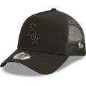 cappellino-trucker-nero-con-logo-nero-a-frame-tonal-mesh-dei-chicago-white-sox-mlb-di-new-era
