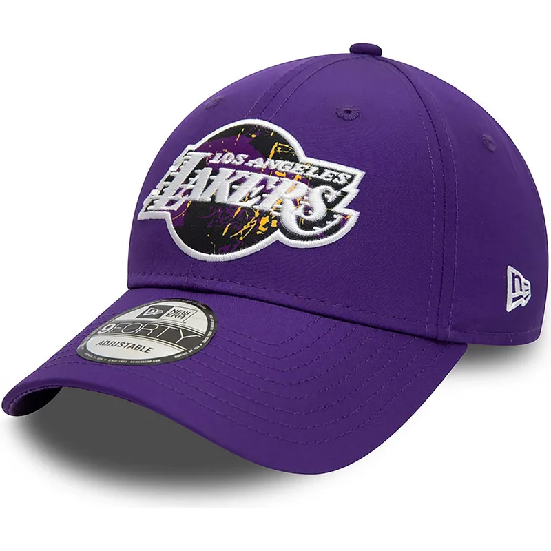 mutzen-gebogen-violett-verstellbares-band-9forty-print-infill-der-los-angeles-lakers-nba-von-new-era