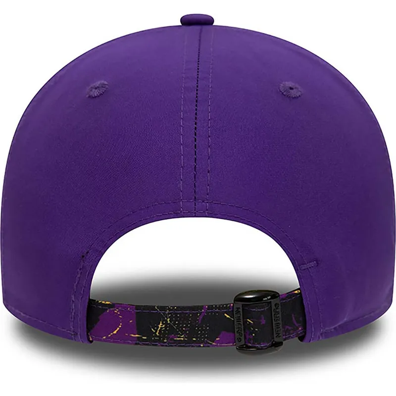 cappelli-curva-viola-cinghia-regolabile-9forty-print-infill-dei-los-angeles-lakers-nba-di-new-era