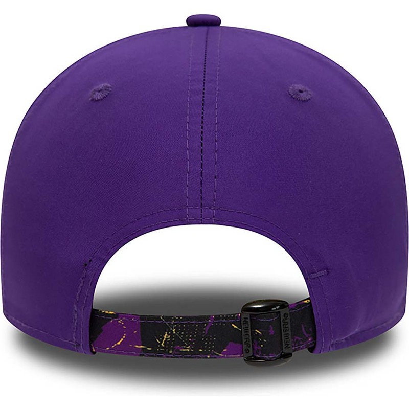 new-era-curved-brim-9forty-print-infill-los-angeles-lakers-nba-purple-adjustable-cap