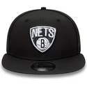 cappellino-piatto-nero-snapback-9fifty-print-infill-dei-brooklyn-nets-nba-di-new-era