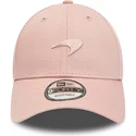 gorra-curva-rosa-ajustable-con-logo-rosa-9forty-seasonal-de-mclaren-racing-formula-1-de-new-era