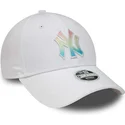 cappellino-curvo-bianco-regolabile-da-donna-con-logo-multicolore-9forty-ombre-infill-dei-new-york-yankees-mlb-di-new-era