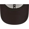schwarze-verstellbare-curved-cap-mit-beigem-logo-9forty-league-essential-der-new-york-yankees-mlb-von-new-era
