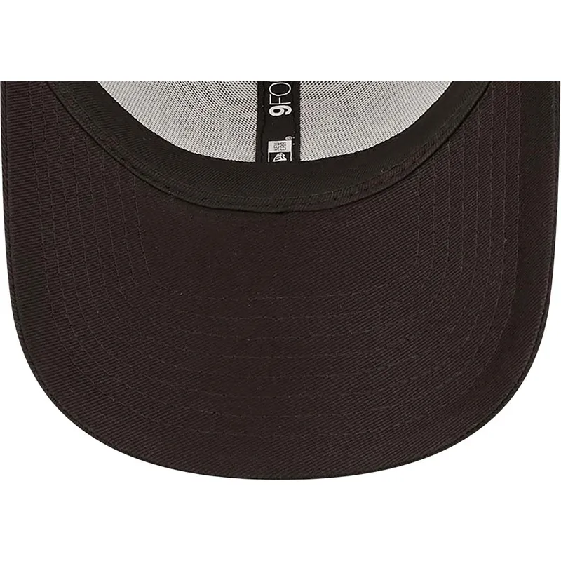 cappelli-curva-nero-cinghia-regolabile-9forty-league-essential-dei-new-york-yankees-mlb-di-new-era