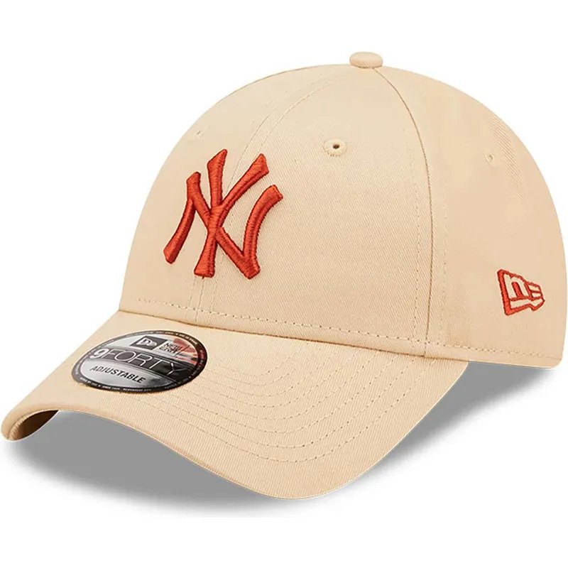 cappelli-curva-beige-cinghia-regolabile-marron-9forty-league-essential-dei-new-york-yankees-mlb-di-new-era