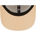 cappellino-curvo-beige-regolabile-da-donna-con-logo-beige-9forty-league-essential-dei-new-york-yankees-mlb-di-new-era